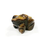 カエルパワーストーン【彫刻置物】カエル タイガーアイ約20mm【カエルグッズ】【天然石】